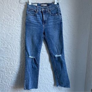 Levi’s | 724 High Rise Straight Jeans | Size 25